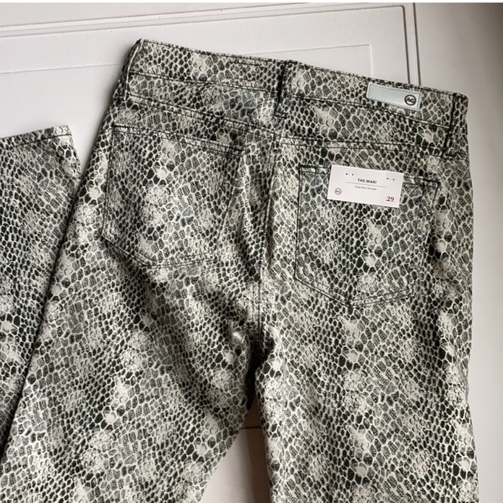 NWT AG Adriano Goldshmied Mari High Rise Straight Leg Jeans Snakeskin Size 29 - Picture 5 of 5